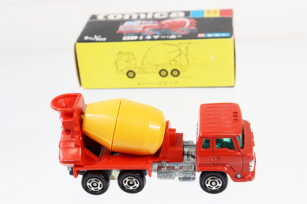ミニカーショップ ケンボックス トミカ黒箱☆53☆日野ミキサー
