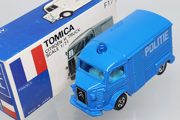 青い警察車両ミニカー Amazon | RAI'S 1/43 2007 警察本部警備部機動隊遊撃放水車両