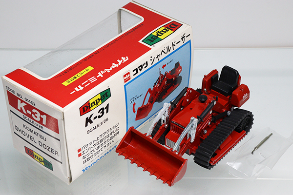 コマツ　ミニカー 日本製 トミカ コマツ モータースクレーパー(建設車両、作業車