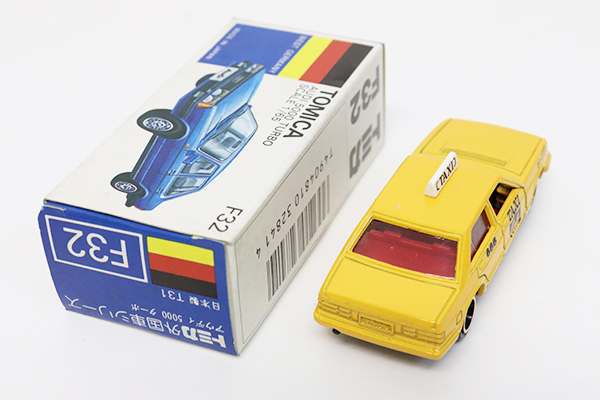 ミニカーショップ ケンボックス トミカ 青箱☆F32-2-3☆アウディ