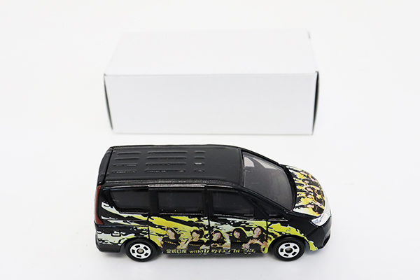 ミニカーショップ ケンボックス 箱なしトミカ☆99☆日産セレナ