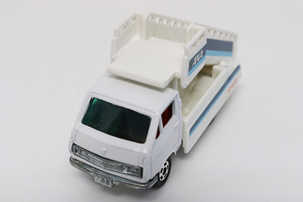 ミニカーショップ ケンボックス トミカ 黒箱☆98☆トヨタ全日空