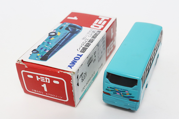 トミカ　赤箱
