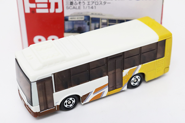 トミカ　赤箱