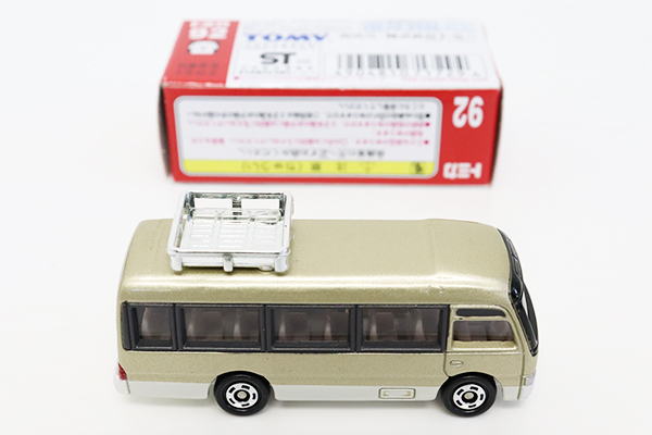 トミカ　赤箱