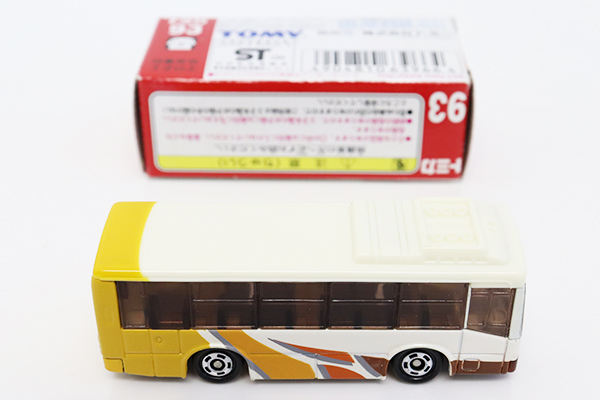 トミカ　赤箱