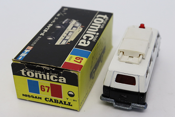 ミニカーショップ ケンボックス トミカ 黒箱☆67☆日産キャブオール