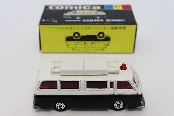ミニカーショップ ケンボックス トミカ 黒箱☆67☆日産キャブオール