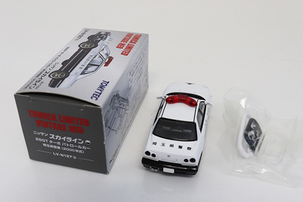 開封未使用トミカ TLV LV-N127a 日産スカイライン25GTターボパトロール