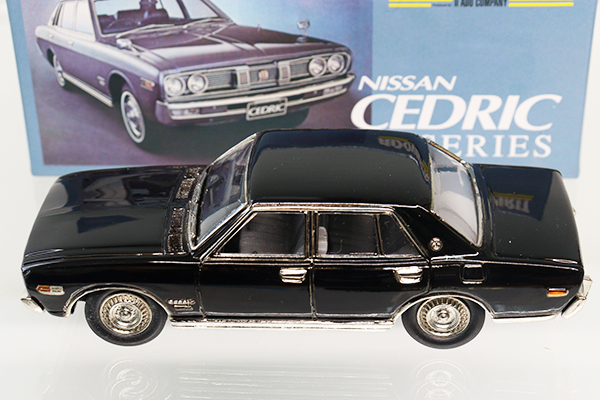 ミニカーショップ ケンボックス アンチモニー製日産セドリック 2600GX