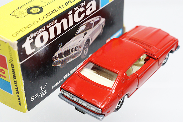 ミニカーショップ ケンボックス トミカ 黒箱☆18☆日産ブルーバード U  