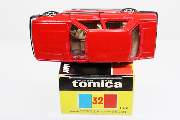ミニカーショップ ケンボックス トミカ 黒箱☆32☆トヨタ