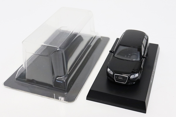 Audi A3 セダン ミニカー1/43 グレイシアホワイト 未開封
