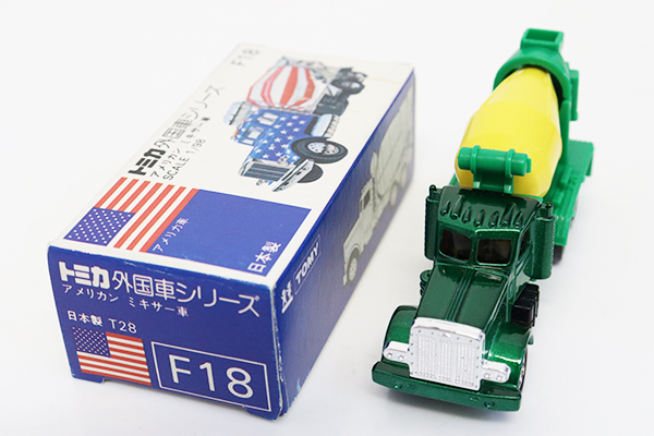 トミカ　青箱