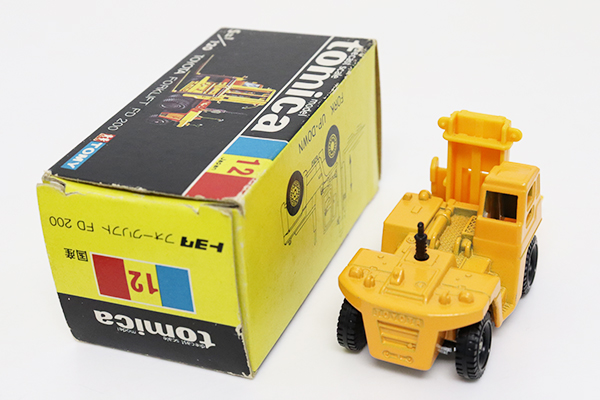 ミニカーショップ ケンボックス トミカ 黒箱☆64☆トヨタ郵便車