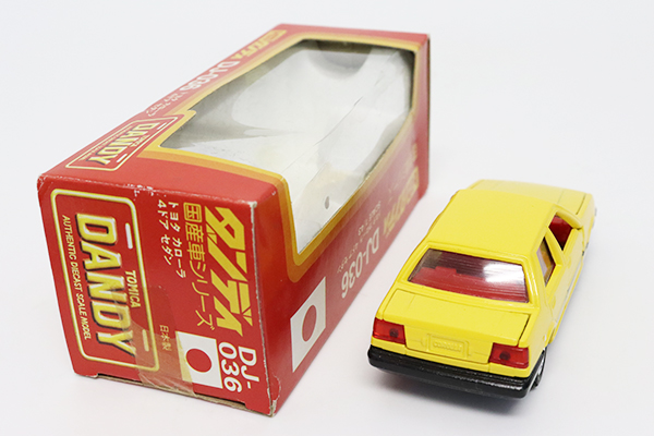 萬代屋【キャデラック セダン 大サイズ黄土】ブリキtin toy car【箱無】 萬代屋【キャデラック セダン 大サイズ黄土】ブリキtin toy car