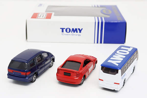 ミニカーショップ ケンボックス トミカギフトセット2001株主優待