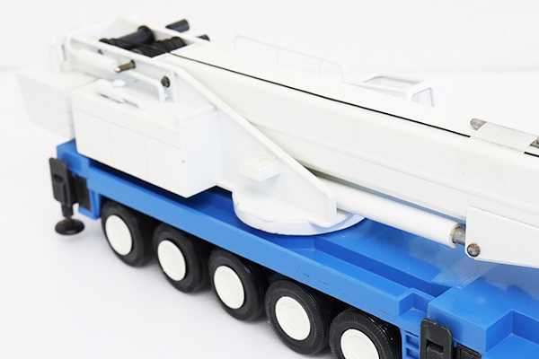 コンラッド SCHWING ポンプ車 1/50 ミニチュア おまけ付き コンラッド SCHWING ポンプ車 1/50 ミニチュア Schwing S365X