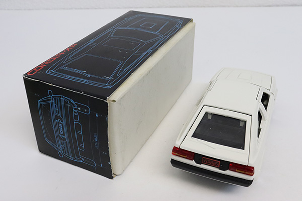 【ヨネザワ/ダイヤペット】三菱 コルディア 三菱自動車 箱付き 特注 非売品 ミニカーショップ ケンボックス ダイヤペット三菱コルディア(白) ※三菱