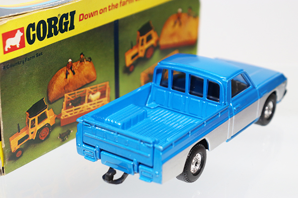 【２台セット】コーギートラック　海外の働く車 CORGI コーギー 1/47 フォルクスワーゲン ブレークダウン