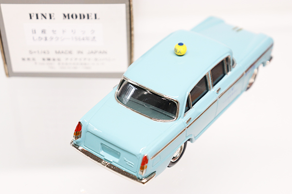 FINEMODELファインモデル　日産セドリック1964 日本赤十字社　1/43 FINEMODELファインモデル日産セドリック1964 日本赤十字社1/43