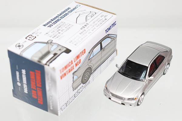 【絶版】トミカ リミテッドビンテージ ネオ 99レクサス IS200 2台セット 絶版】トミカ リミテッドビンテージ ネオ 99レクサス IS200 2台セット