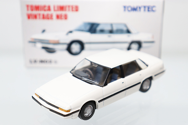 トミカ　TLV　ネオ