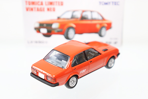 トミカ　TLV　ネオ