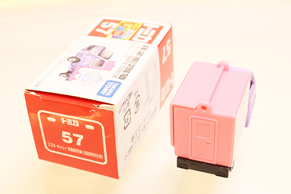 トミカ　赤箱