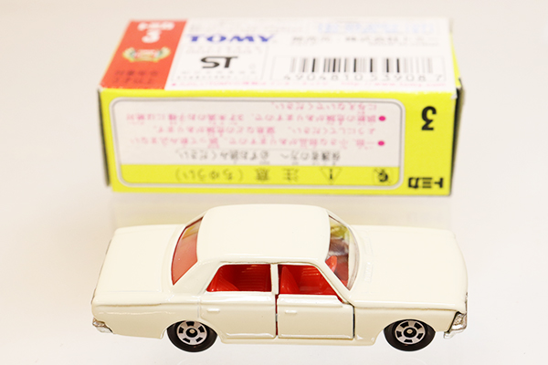 復刻トミカ