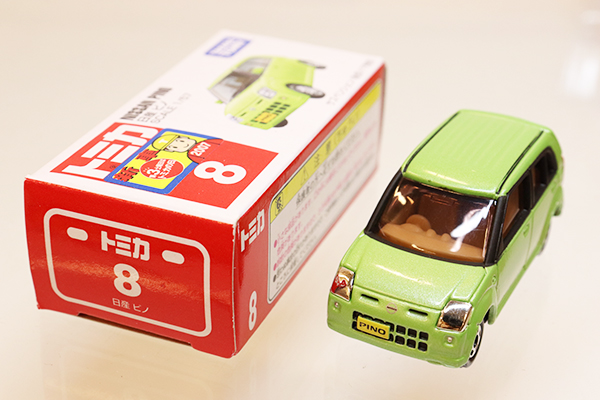 ミニカーショップ ケンボックス トミカ 赤箱☆8☆日産ピノ ※新車