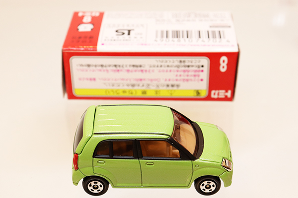 トミカ　赤箱