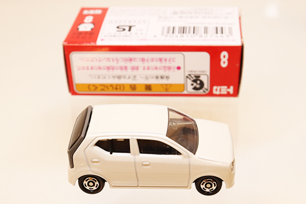 トミカ　赤箱