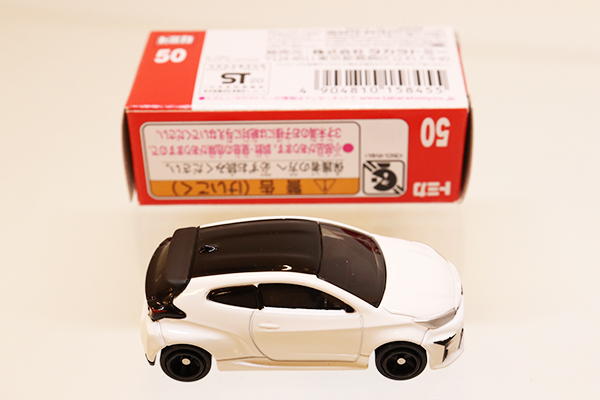 トミカ　赤箱