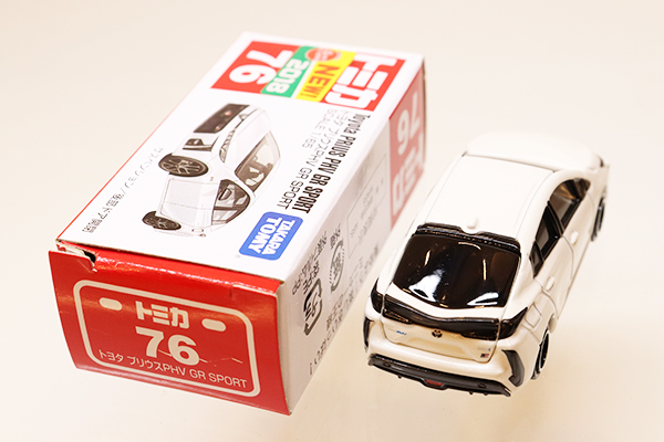 ミニカーショップ ケンボックス トミカ 赤箱☆76☆トヨタ