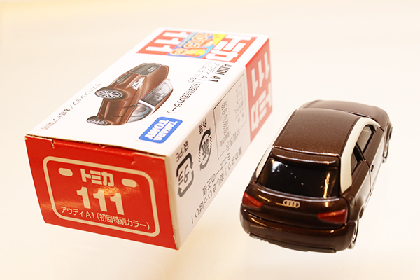 ミニカーショップ ケンボックス トミカ 赤箱☆111☆アウディA1