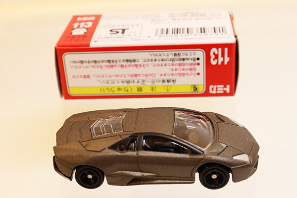 トミカ　赤箱