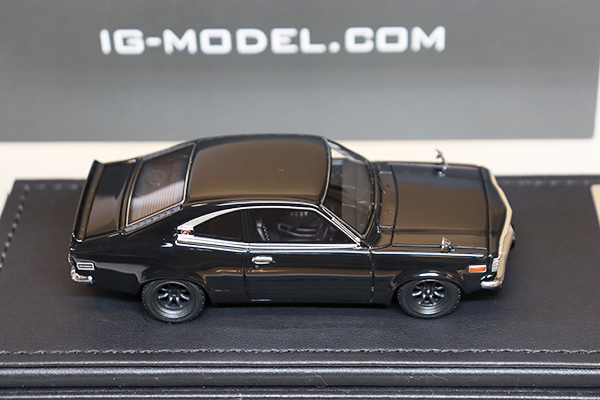 ignition model サバンナ ミニカー 黒 1/18 ignition model サバンナ ミニカー 黒 1/18 ignition model サバンナ