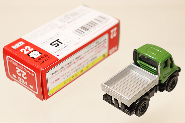 トミカ　赤箱