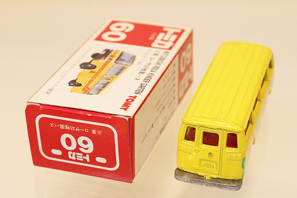 ミニカーショップ ケンボックス トミカ 赤箱(日本製)☆60☆三菱ローザ