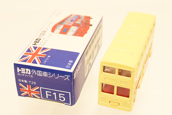トミカ　青箱