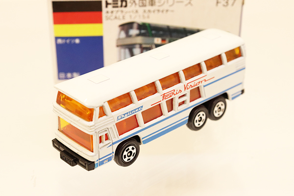 トミカ　青箱