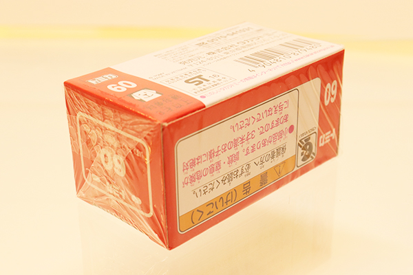 トミカ　赤箱