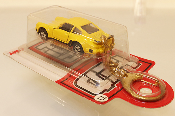 トミカ キーチェーントミカ★ポルシェ930ターボタイプ ミニカーショップ ケンボックス トミカ 特注・その他☆L
