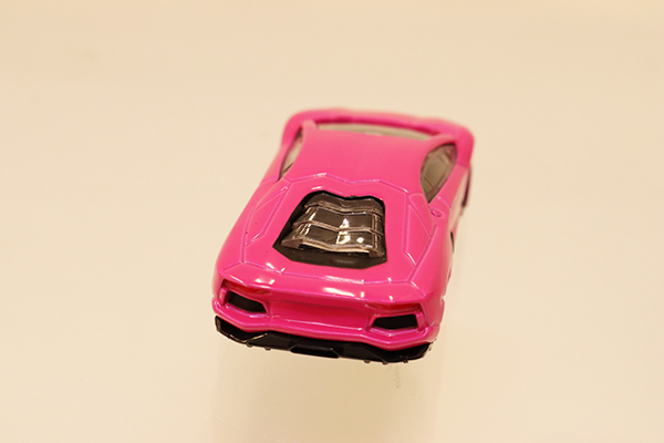 トミカ ミニクーパー millenni-mini 2000 ピンク sddefault.jpg