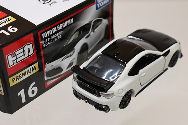 ミニカーショップ ケンボックス トミカプレミアム☆16☆トヨタ