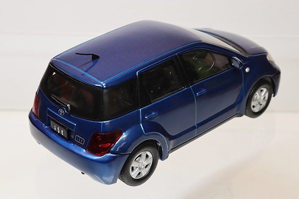 ミニカーショップ ケンボックス ディーラー特注トヨタist (青