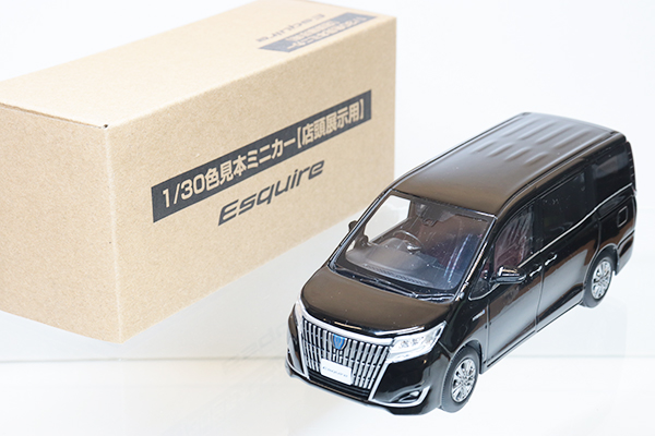 新品　TOYOTA　エスクァイア　サンプルカー　箱付き Amazon | 1/30 トヨタ 新型エスクァイア Esquire 後期