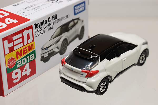 ミニカーショップ ケンボックス トミカ 赤箱☆94☆トヨタC-HR(初回特別
