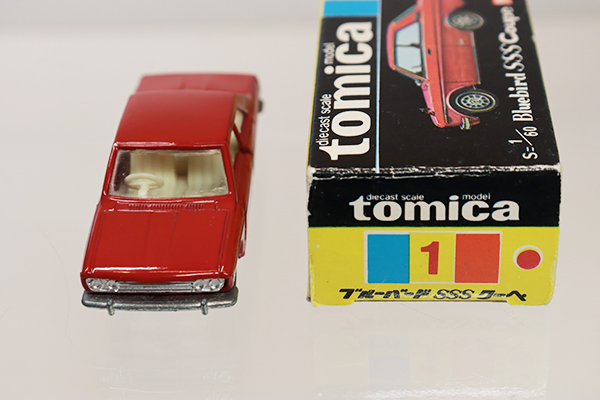 ミニカーショップ ケンボックス トミカ 黒箱☆1-1-6☆日産ブルーバード